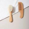 Conjunto de 2 peças de pentes para bebês, escova de cabelo para cuidados com o bebê, pente de lã macia de faia, massageador para recém-nascidos, chá de bebê e presente, calmante para cabelos de bebês