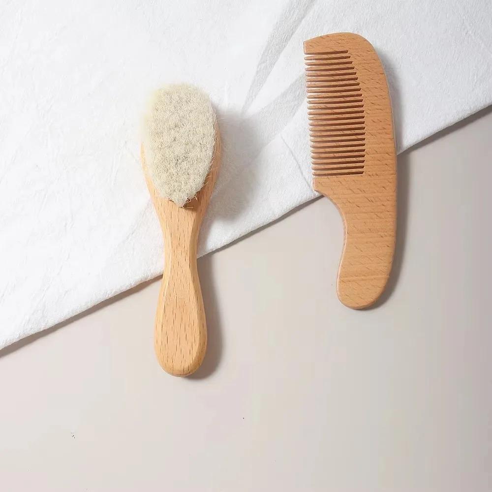 Conjunto de 2 peças de pentes para bebês, escova de cabelo para cuidados com o bebê, pente de lã macia de faia, massageador para recém-nascidos, chá de bebê e presente, calmante para cabelos de bebês