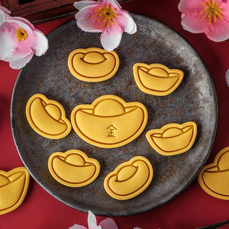 Biscuit Mold Cookie Embossing Moulds New Year Cookie Cutters Gold Ingot Shaped Plastic Material DIY Baking Accessories