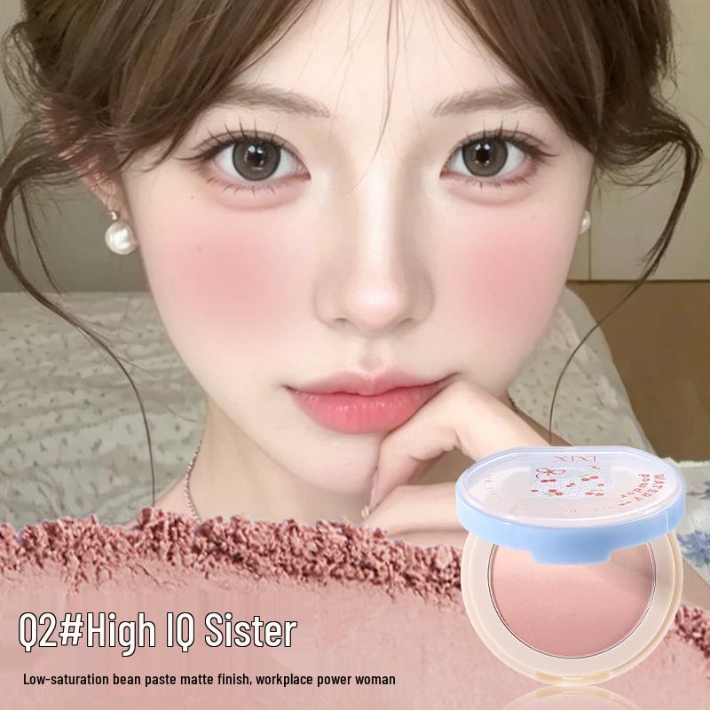 Xixi Gradient Blush Palette: Korean-Style, Low-Saturation Colors, Blue Shirt and Natural Blush Shades, Expanding/Contracting Design.