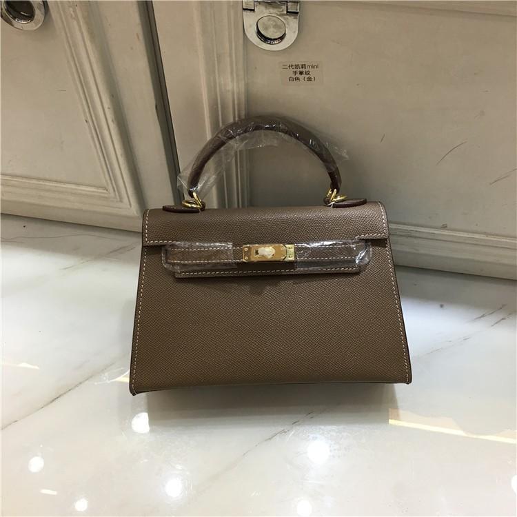 Женская сумка из коровьей кожи Ins 2023 новая второе поколение двойной плечевой ремень узор из пальмовых листьев одно плечо портативная сумка-мессенджер тренд 19cm 10240₽