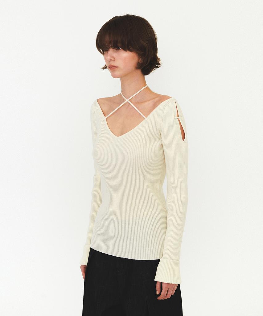 Daiaegeuneol V Neck Strap Knit (Ivory)