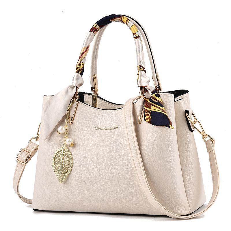 

Elegant Mother-in-Law Wedding Fancy Bride Mother Bag Rice White