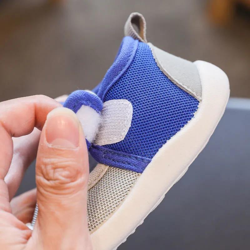 Letní boty pro miminka s měkkou podrážkou, dětské chodící boty s kresleným motivem, lehké boty, dětské protiskluzové a nárazuvzdorné ploché boty