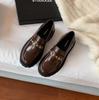 Sapatos clássicos – Mocassins para mulheres