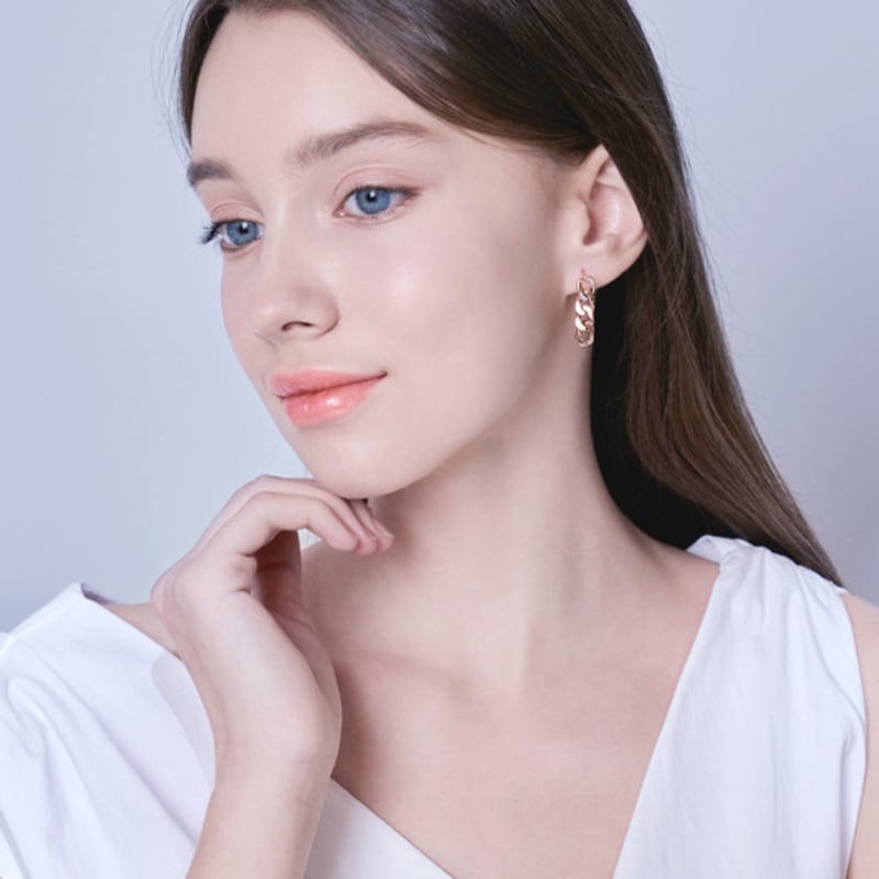 ELLE Jewelry 14K GF Chain One-Touch Earrings ELGPEE425