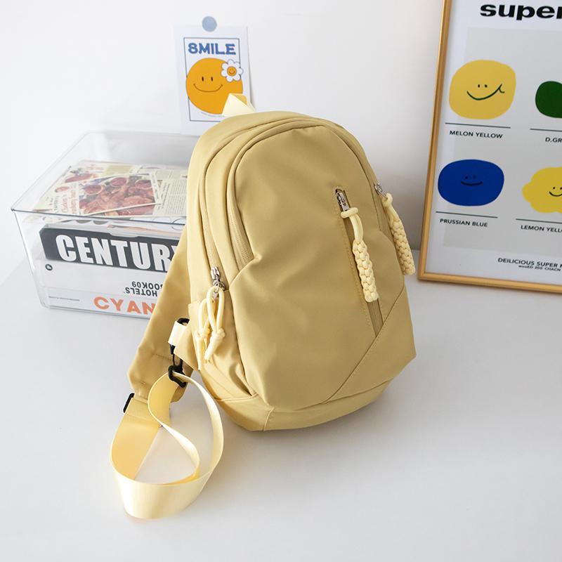 Chest Bag Shoulder Bag Women Sling Crossbody Bag Messenger Half Moon Waist Pack Bag Unisex