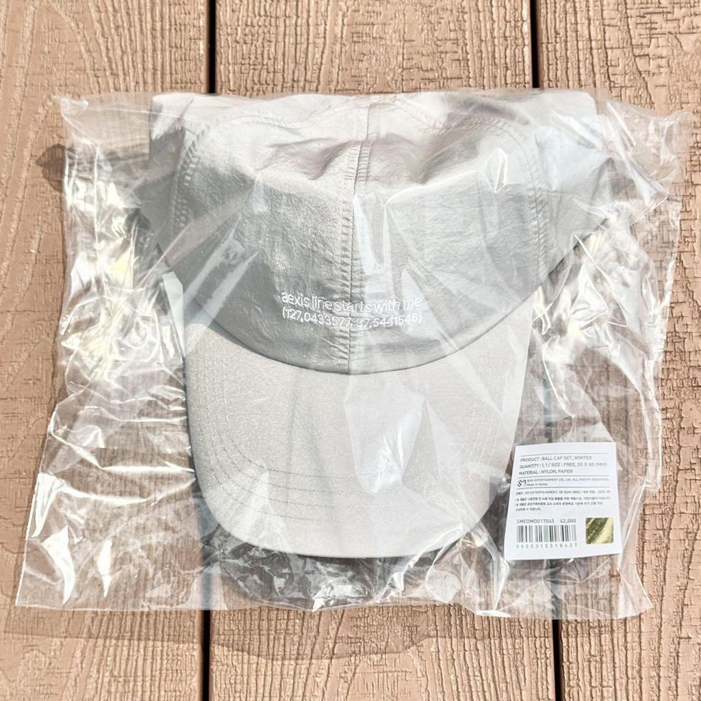 [USED] Winter Aespa Ball Cap Set with Trading Card