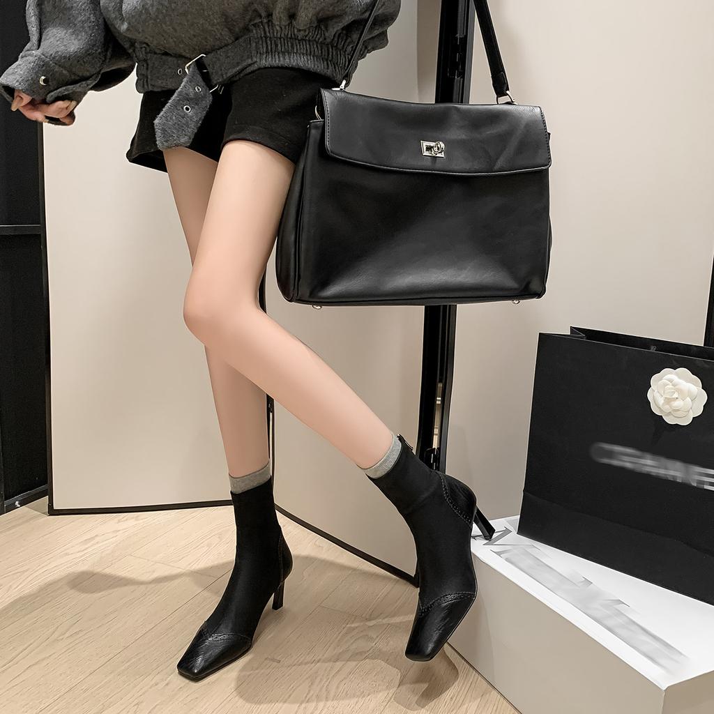 7CM fashionable and foreign style is thin, elastic and thin boots, female celebrity style versatile splicing square head thin heel small short boots, 