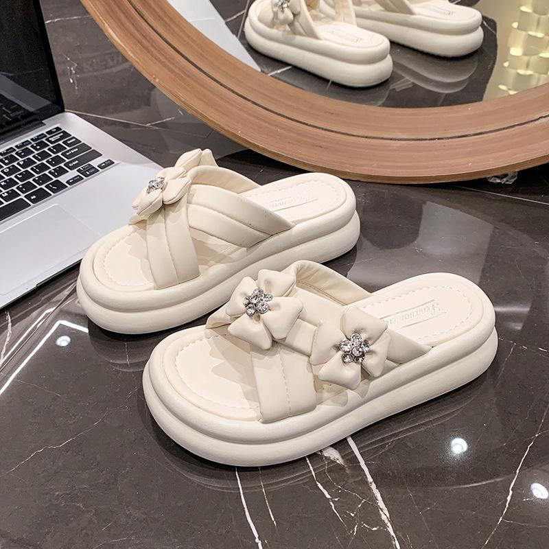 Muffin Thick Bottom Sandal Slippers Female External Wear Summer Cross Strap One Word Slippers Female Fashion Women Summer Breathable Shoes