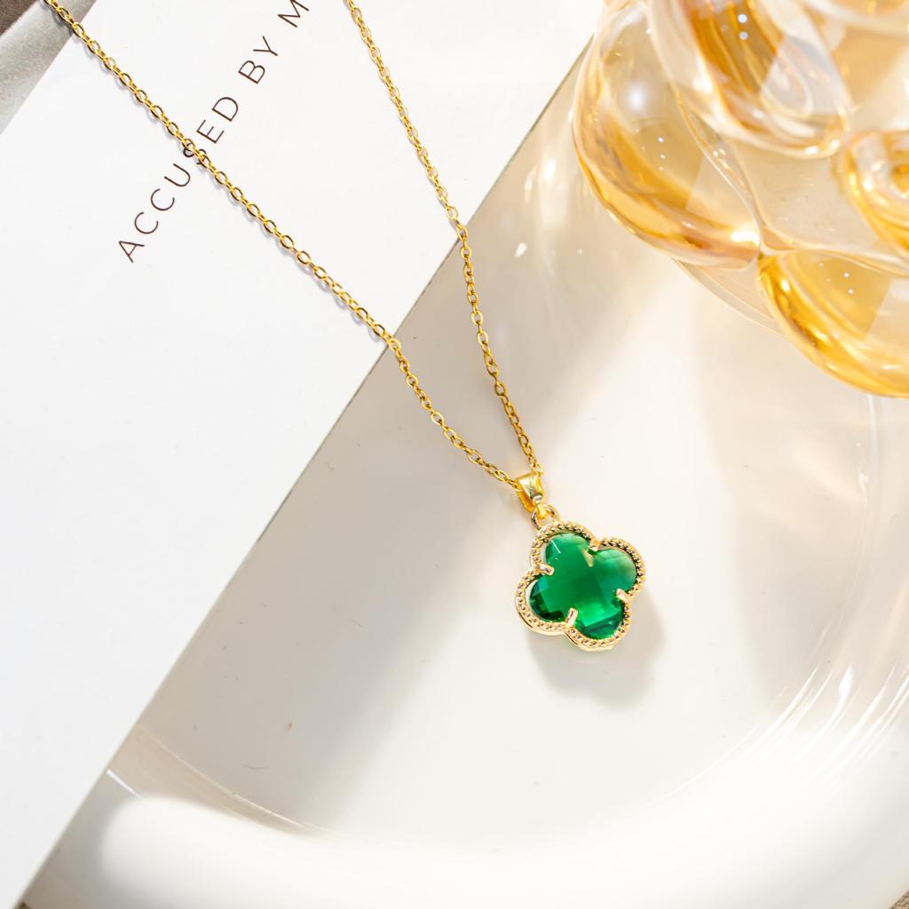 Collana Quadrifoglio: Design di Moda Classico per Donna, Preferito dalle Celebrità di Douyin