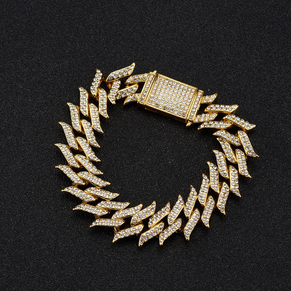 Men s 18mm Hip Hop Spiked Cuban Chain Necklace with Rhinestone Bling