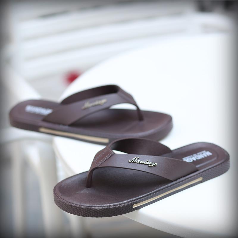 

Summer slippers men s Korean version trend one-word drag bathroom bath non-slip thick bottom home indoor and outdoor cool slippers 45