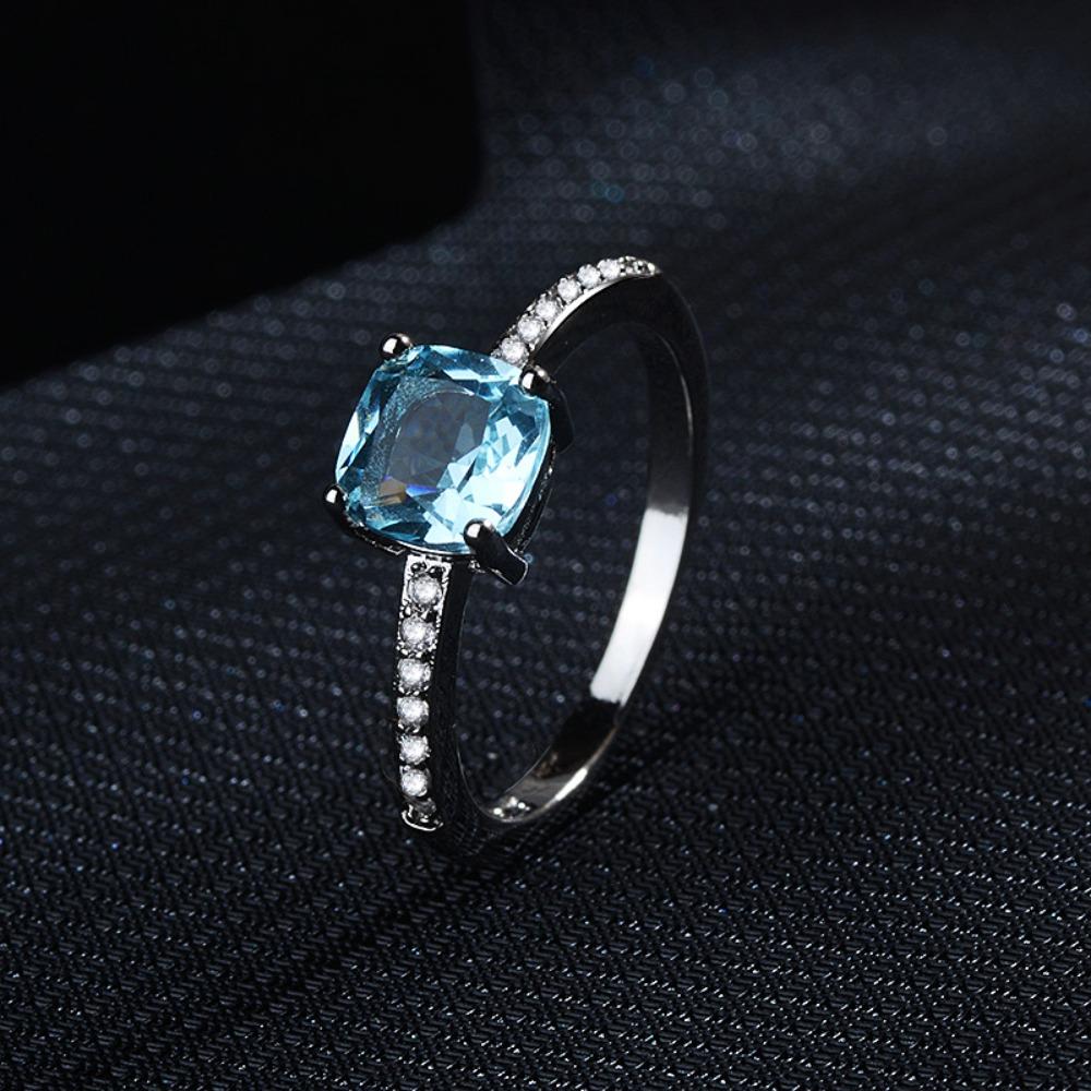 

European Style London Blue Topaz Ring with Square Cut Diamond Exquisite Women Jewelry Luxury Gift no. 6 светло-синий