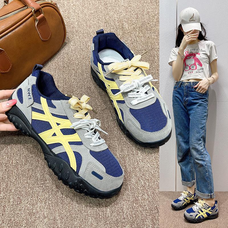 2025 autumn new versatile mesh sports casual shoes Forrest Gump shoes European station platform inner height increase German training shoes women