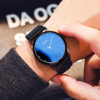Herrenuhren, schlichte und elegante Quarzuhr für Herren, modische blaue Licht-wasserdichte Mesh-Kettenuhr für Männer