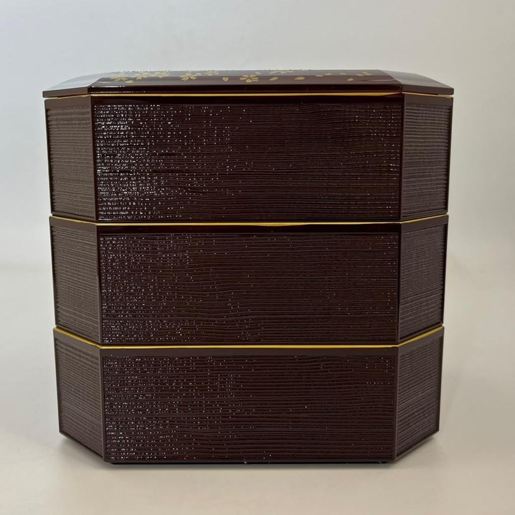 Yamanaka Burnt Size with Tamari Sakura Lacquerware, Cedar, Three-Tiered Box, 6.0, Finish, M12472-9