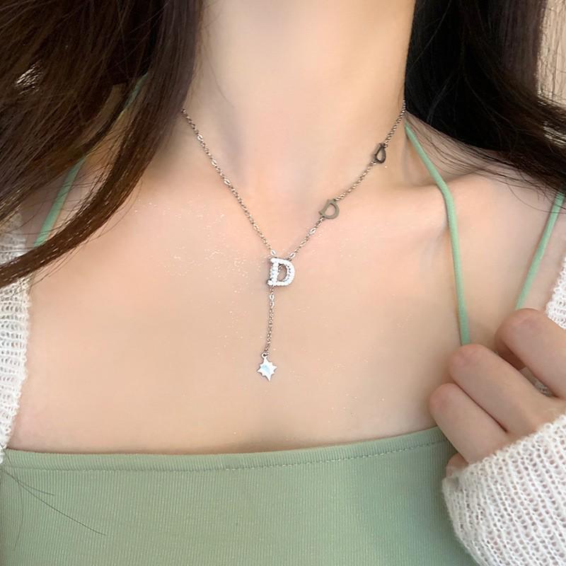 Moon Star Zircon Necklace: Light Luxury Dainty Design for Women, 2022