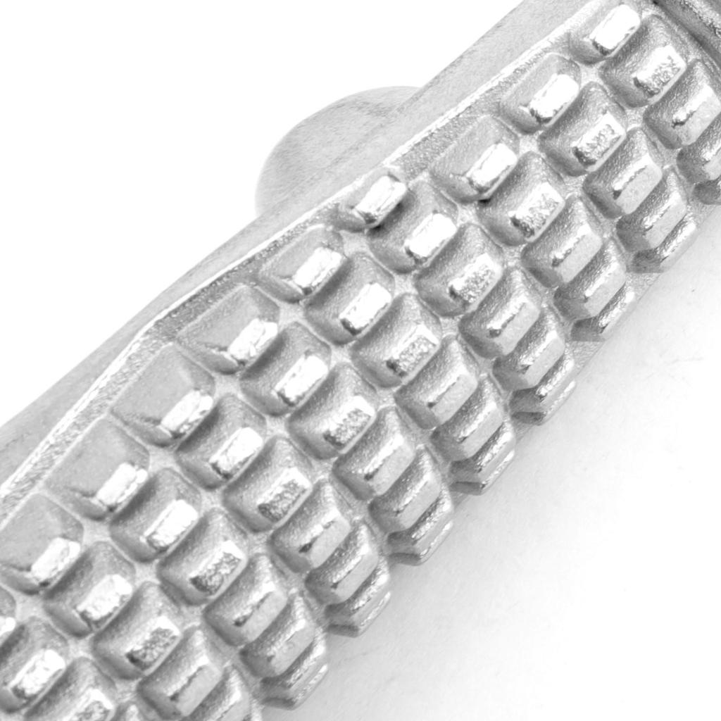 Front Foot Peg Footrest For Kawasaki ZX6R Z750 Z1000 ZX9R ZX10R NINJA 250