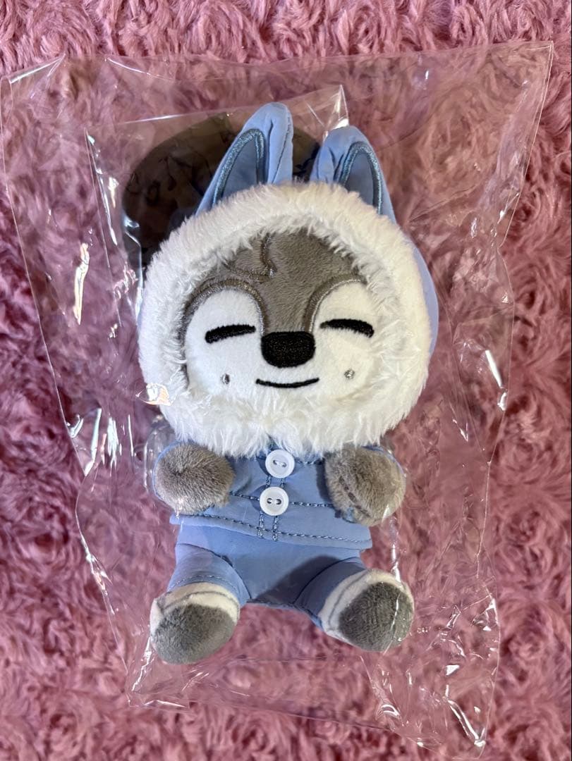 

[USED] StrayKidsdominATE JAPAN Smartphone Holder Wolfchan