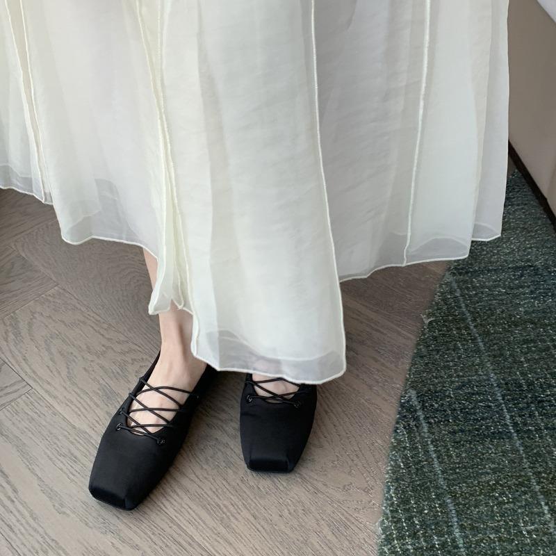 Sheepskin Version Mary Jane Shoes Women's Single Shoes, Extravagant Satin Temperament, Square Head Cross Strap, Ballet Flats