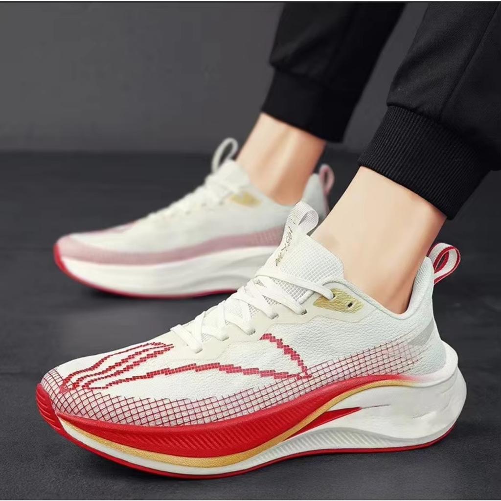 Manufacturer Wholesales Lightweight Running Shoes, New Mesh Breathable Men's Sports Shoes