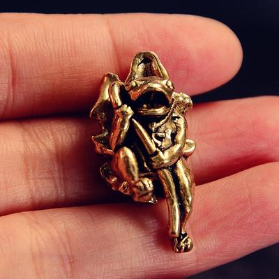 Heavy Duty 250kg Load Bearing Brass Frogs Charm For Survival Gear And Stylish Everyday Carry
