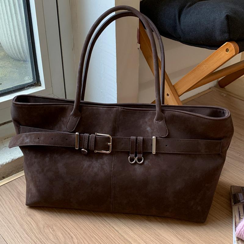 New Large Capacity Underarm Women's Bag, Fashionable Belt Buckle, Retro Shoulder Bag, Stylish Commuting Niche Handbag