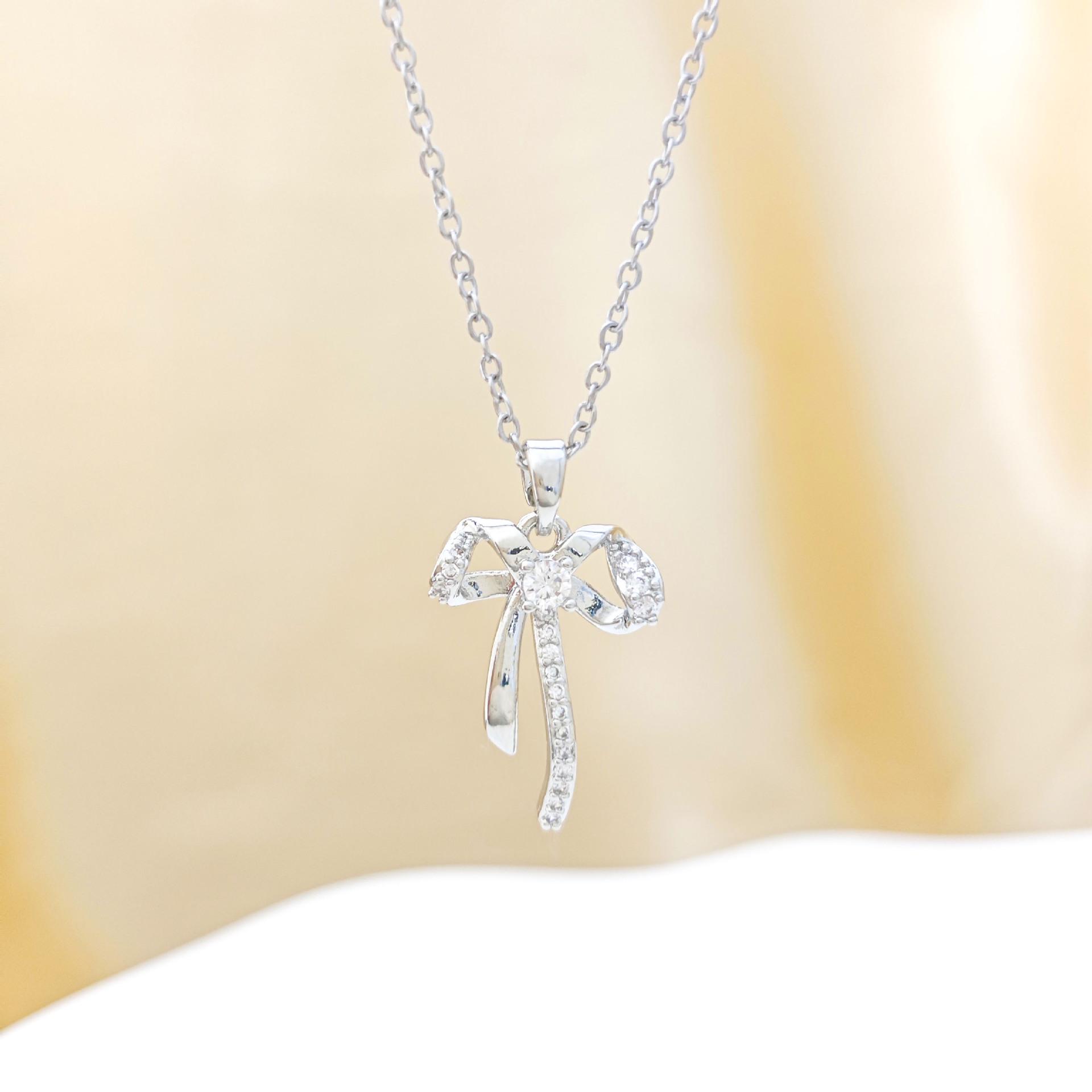 

European Zirconia Pendant Necklace: Elegant & Versatile Women s Fashion Accessory