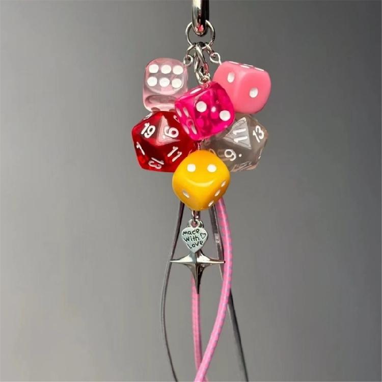 Stilvoller Handyhüllen-Anhänger Würfel Hängender Charm Mehrzweck-Würfel Amulett Rucksackzubehör Modeschmuck für Geldbörse