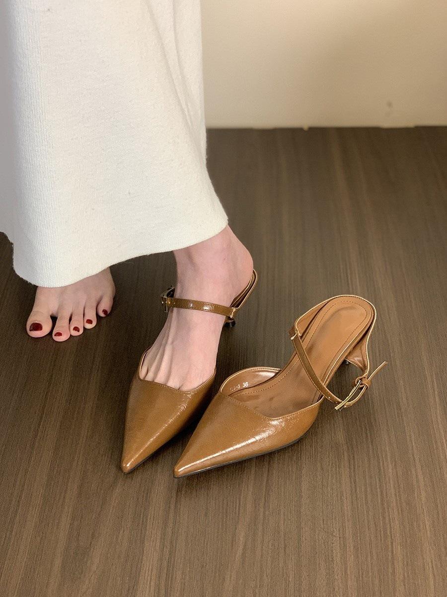 

Черные полушлепанцы на среднем высоком каблуке с сумкой на носке женская обувь носить новый темперамент светская львица полуподнос одинарная обувь 39 хаки