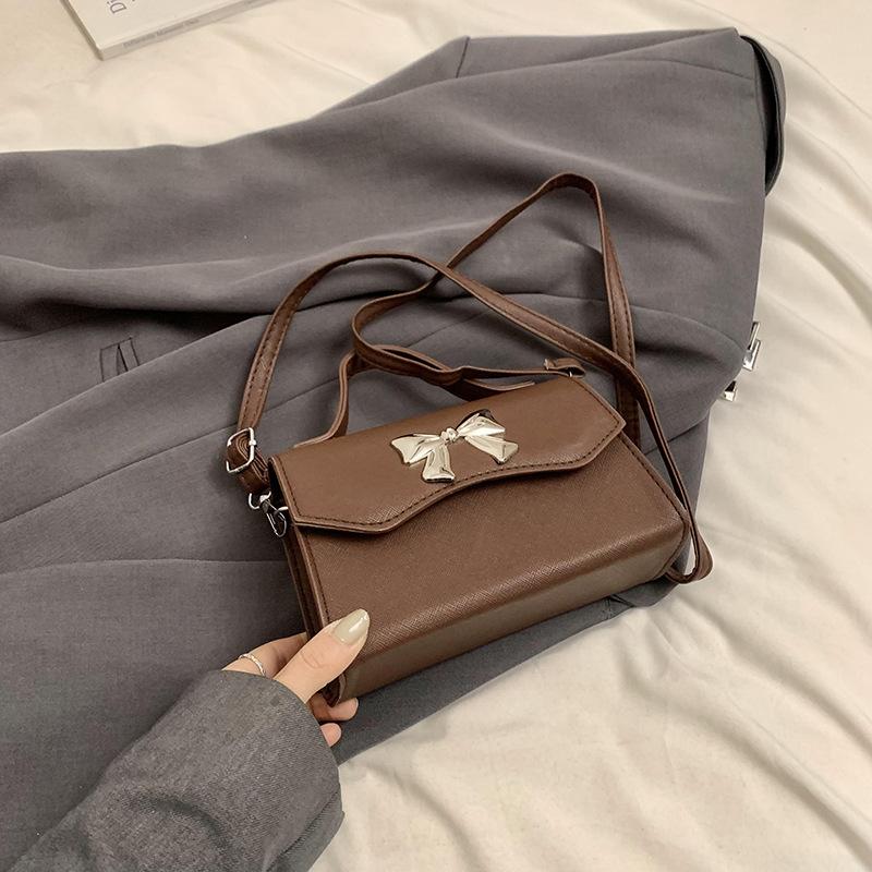 Sanftes Nischendesign vielseitige Schleifenhandtasche 2025 Frühling und Sommer neue vielseitige Ins Messenger Bag kleine quadratische Tasche