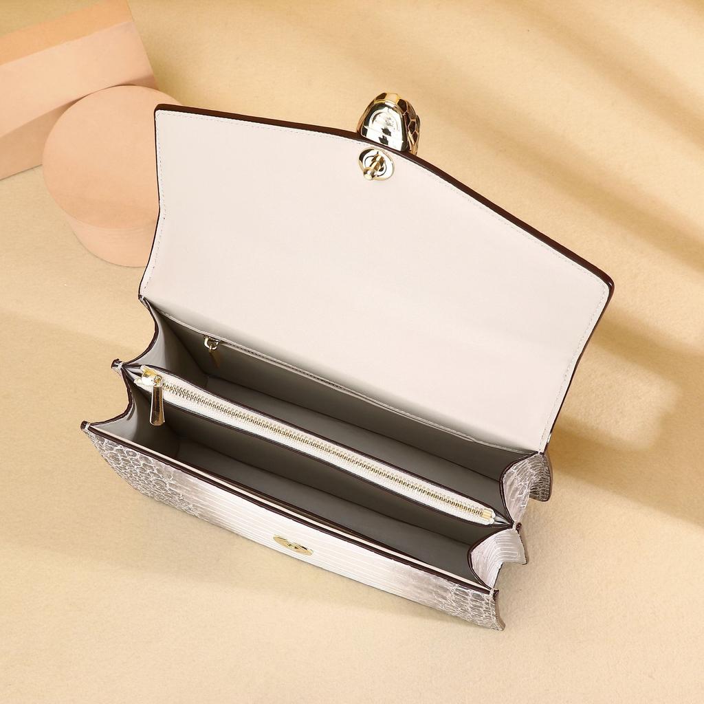 Crocodile Belly Pattern Women's Single-shoulder Crossbody Bag, Fashionable Women's Bag, Snake-head Women's Bag, White Leather Bag