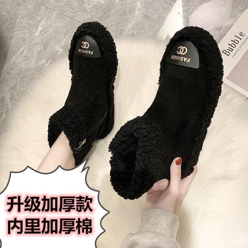 Thickened non-slip snow boots women's 2025 new thermal velvet cotton shoes winter flat-bottomed short boots Martin boots tide