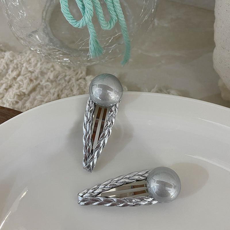 

Новые корейские серебряные заколки для волос со стразами для детей, Ручная работа, Дизайн в виде сердца и звезды, Милые защелки для челки, Блестящие и нескользящие ONE SIZE FITS MOST&PLASTIC