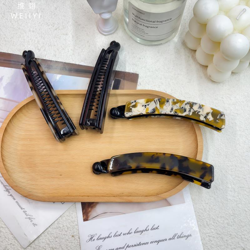 Medium Acetate Patch Banana Clip for Thick Hair - Vertical Twist Women's Hair Accessory