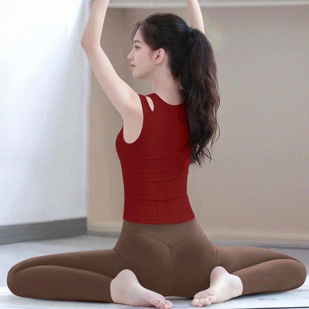 Women's New Style Red Yoga Tank Top with Chest Pads - Slimming, Bright Pilates Sportswear