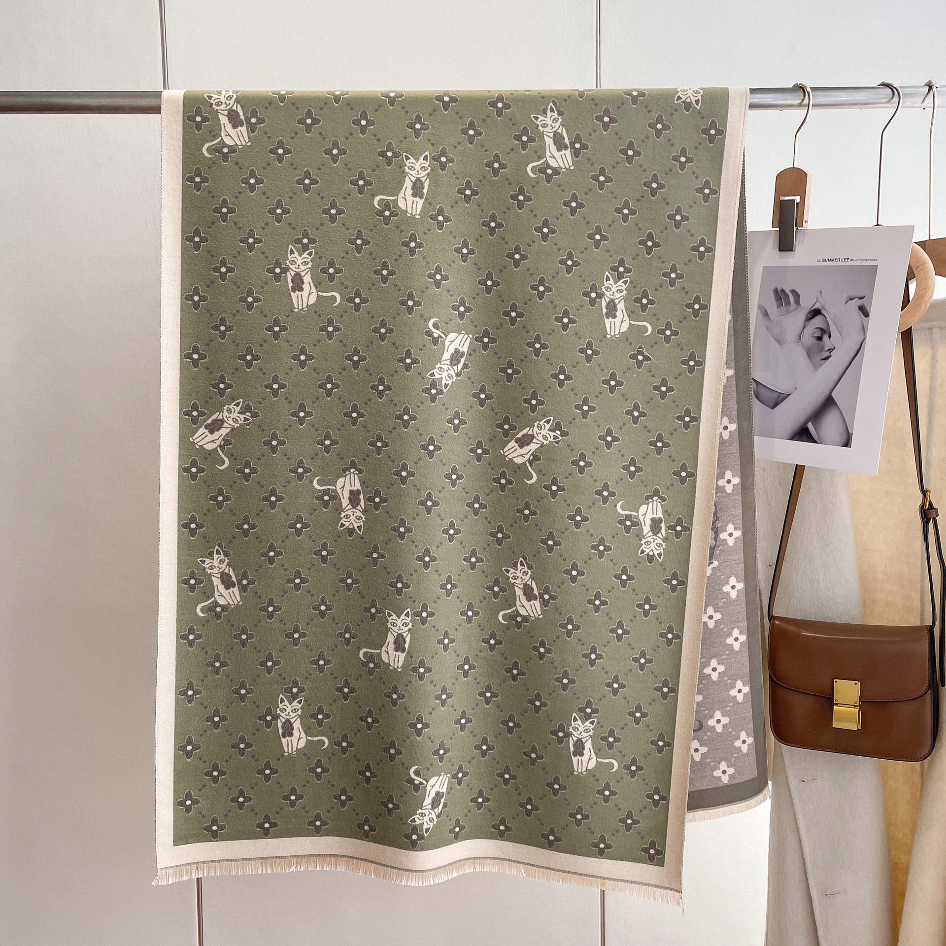 

Летняя женская универсальная декоративная печатная шаль, офисное одеяло, двухстороннее длинное полотенце, шарф-накидка с кисточками 180*65cm зелёный