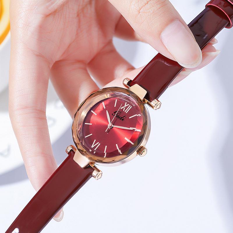 Gedi Damski Jasnoczerwony Skórzany Pasek Zegarek Kwarcowy Wodoodporny