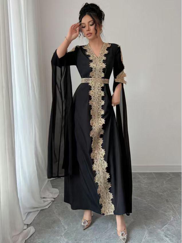 Elegant Retro V-Neck Gold Lace Embroidered Evening Gown