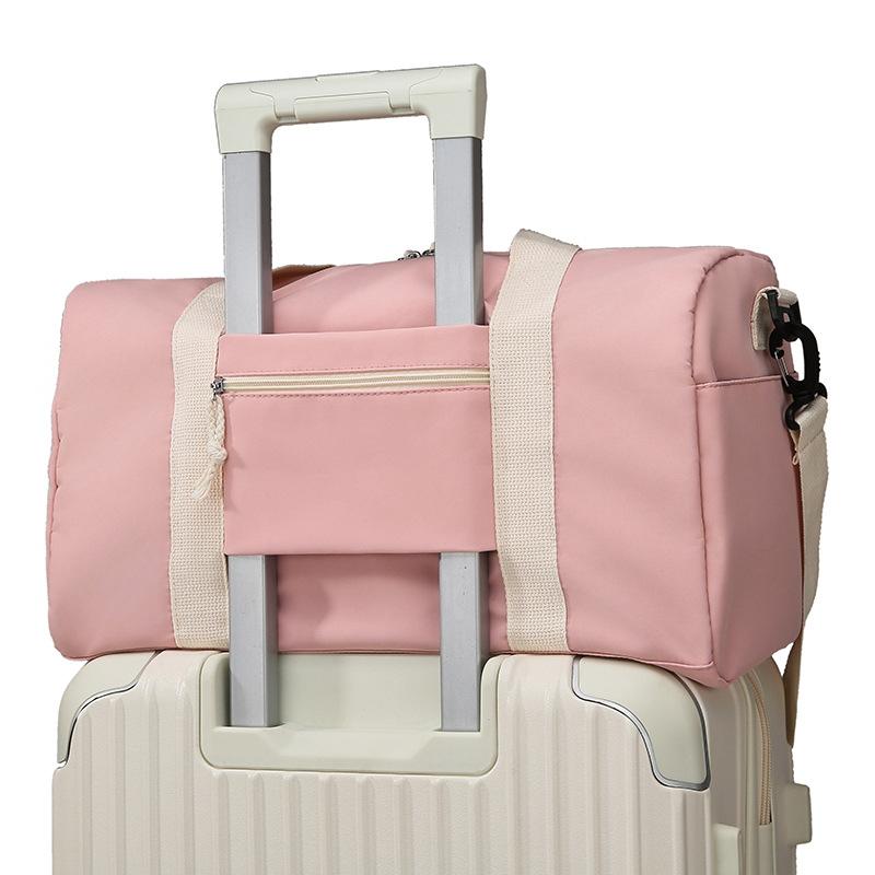 Sport-Fitness-Tasche mit großem Fassungsvermögen, neue einfache Freizeit-Reisetasche, separates Schuhfach kann mit Rollkoffertasche kombiniert werden.