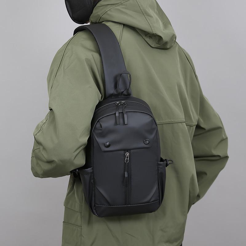 Business Chest Bag Men's Crossbody Bag Commuter Lightweight Shoulder Bag