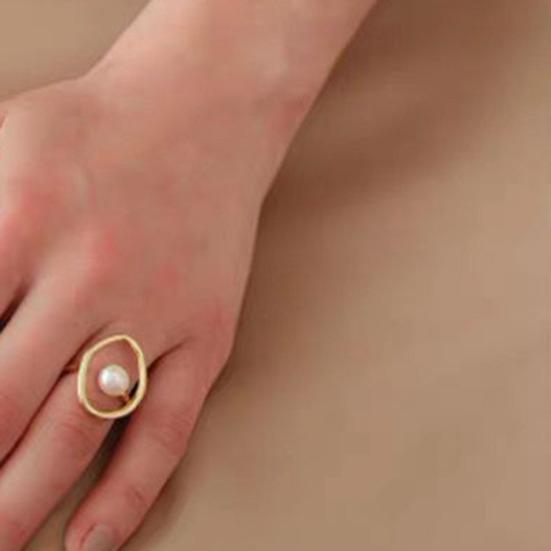 Yousheng Women Ring Electroplating Eye-catching Golden Faux Pearl Finger Ring Jewelry Accessories