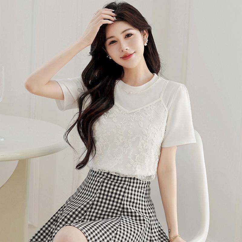 

Women s Lace Sling Two-Piece T-Shirt Set - Short-Sleeve, Age-Reducing, Unique White Top for Summer 2026. M білий