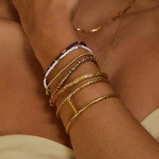 European and American titanium steel hammer pattern double-layer open bracelet does not fade stainless steel hand
