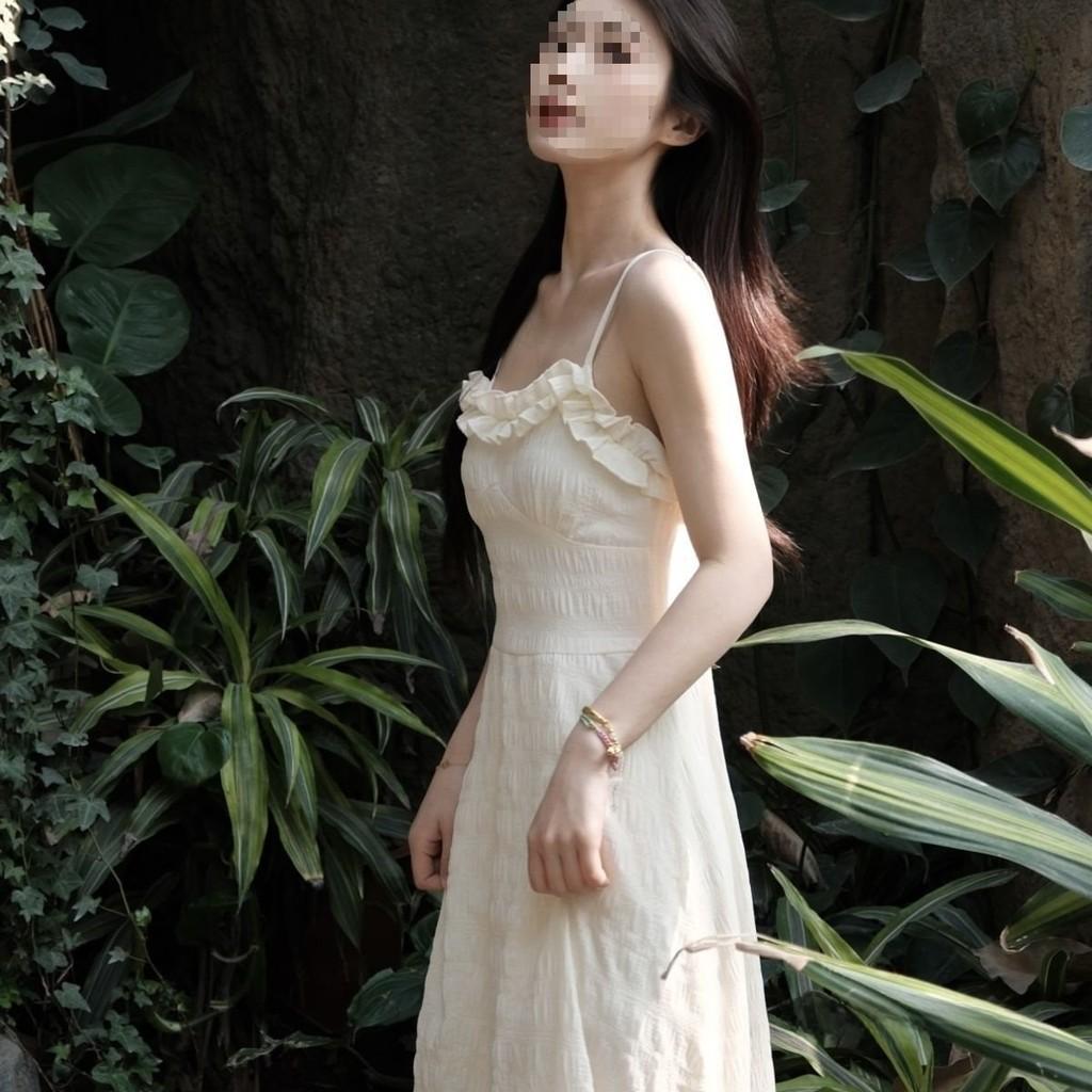 Romantic French Style Sleeveless Long Dress With Pleats And Zipper For Summer Elegance