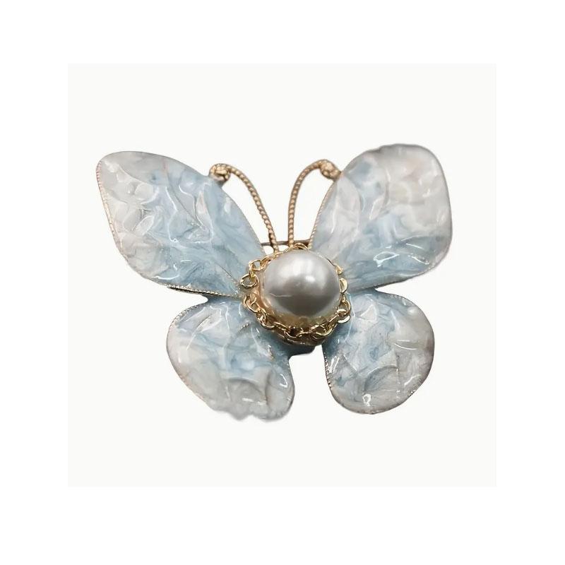 

Butterfly Brooch Cheongsam Corsage Pin Oil-drop Enamel Wings Light Blue Sculpted Design Holiday Gift for Women