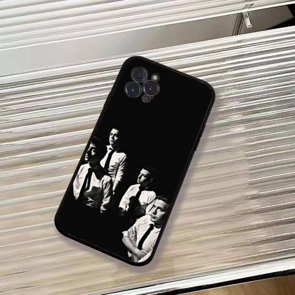 A-Arctic M-Monkeys Band Phone Case For iPhone 17,16,15,14,13,12,11 Plus,Pro Max,XS,Soft Silicone Black Cover