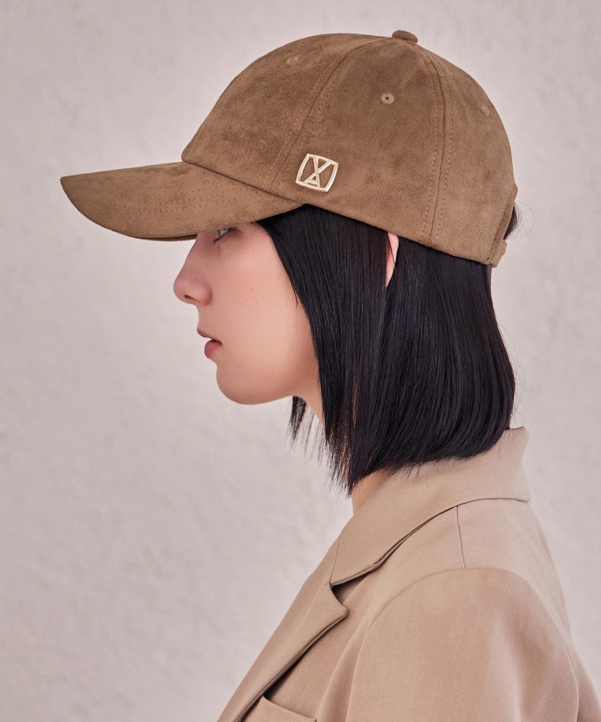 Bajal Va Square Suede Ball Cap Brown