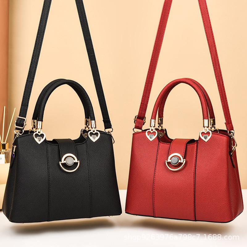 Trendy Crossbody Handbag For Middle-aged Women Spacious And Chic In Various Colors